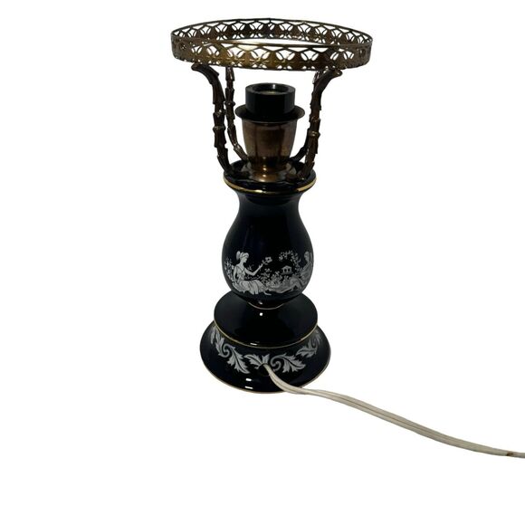 Vintage Hand Made in Fiorentina Italy Table Lamp W/ Roman/Greek Art Work- Tested - Picture 11 of 16